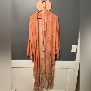 Spell Hendrix Robe. Size M/L NWT dusty pink